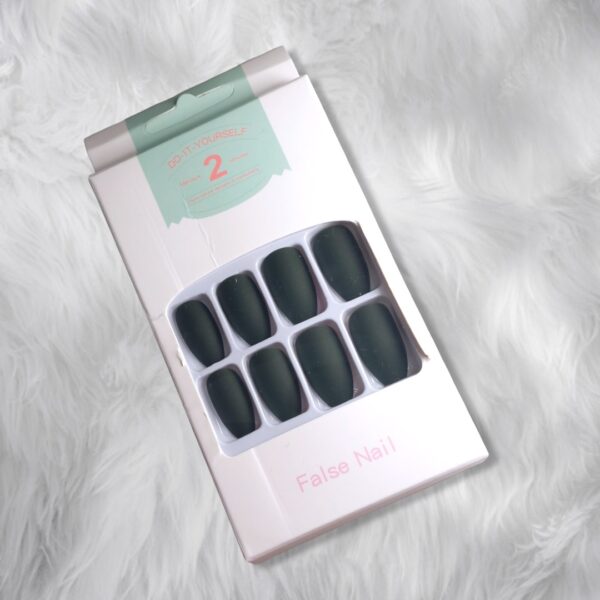 Dark Green Nails + Mini Nail Kit
